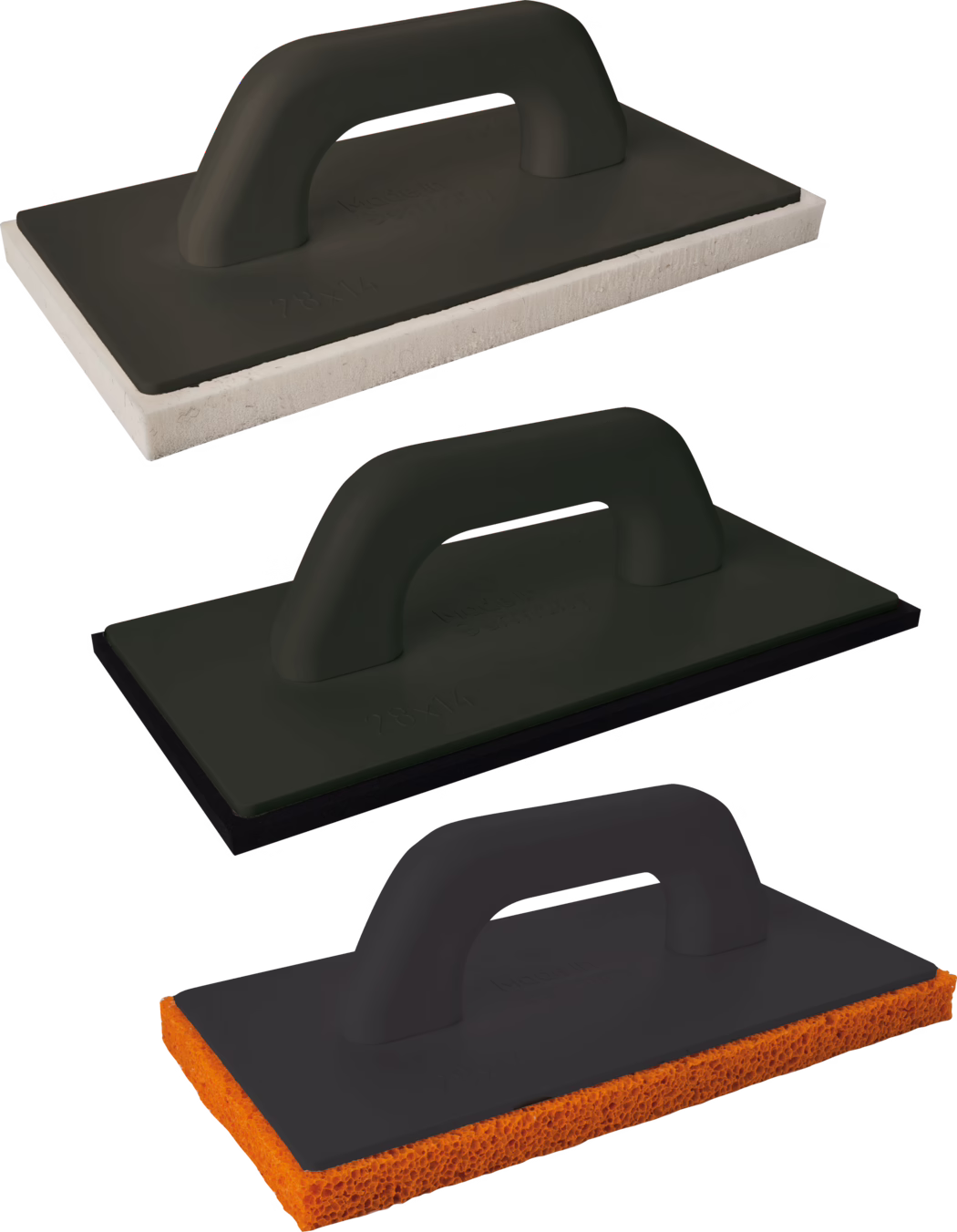 Pajarito_Dummy_Plastic grating board with support_038540_089381_089382_014490_014488_014489_014492_2021-11 Product photograph of three rectangular hand floats arranged vertically on a white background. Each float features a matte black ergonomic plastic handle mounted on a flat black top plate; the bases differ in material and color: the top float has a dense off-white sponge pad, the middle float has a thin black rubber or foam base, and the bottom float has a bright orange porous sponge pad. Clear studio lighting, soft shadows, and visible texture on the sponge edges emphasize the tools’ materials and intended use for smoothing grout, plaster or concrete.
